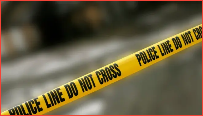 ট্রয়ে রেস্তোরাঁর বাইরে ছুরিকাঘাত, সন্দেহভাজনকে খুঁজছে পুলিশ