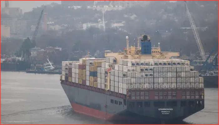 ডেট্রয়েট ও ডিয়ারবর্নে গাড়ি চোরাচালান চক্রে আটজন অভিযুক্ত