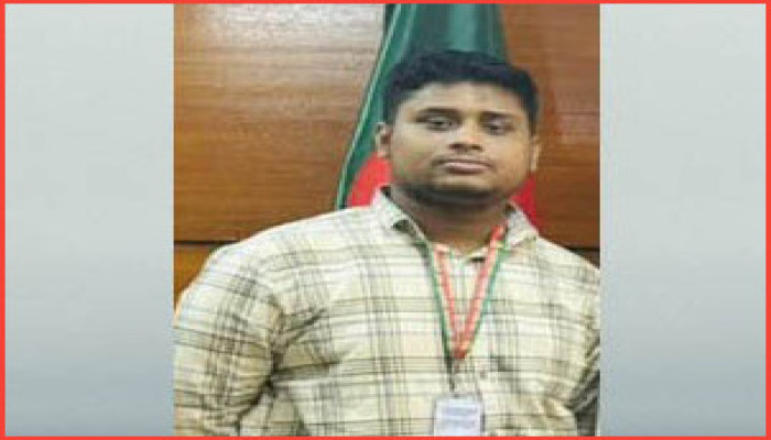 আওয়ামী লীগ এখন মরা হাতি, আর ফিরবে না : হাসনাত আবদুল্লাহ