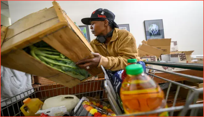 ফেডারেল স্থবিরতা, কিন্তু ক্ষুধার বিরুদ্ধে সক্রিয় ডেট্রয়েট