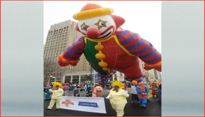 ডেট্রয়েট থ্যাঙ্কসগিভিং প্যারেডে বাতাস ও তুষারপাতের প্রভাব