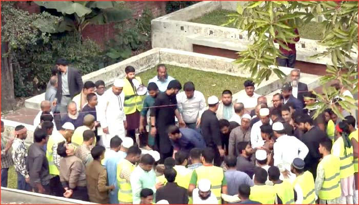 জাতীয় কবির পাশে সমাহিত ওসমান হাদি