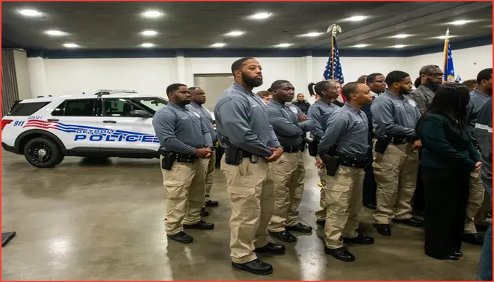 ডেট্রয়েট পুলিশের মানসিক স্বাস্থ্য ইউনিটের ‘নরম’ ইউনিফর্মে ভুল ধারণা