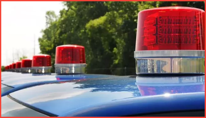 ডেট্রয়েটে রাইডশেয়ার গাড়িকে লক্ষ্য করে গুলি, চালক ও যাত্রী আহত