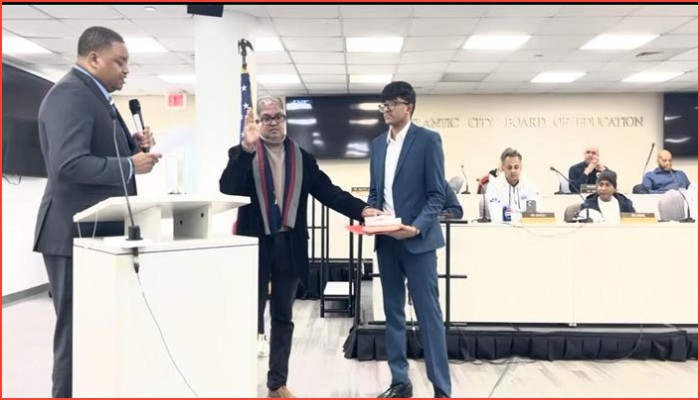 আটলান্টিক সিটিতে চার ধর্মগ্রন্থে হাত রেখে সুব্রত চৌধুরীর শপথ