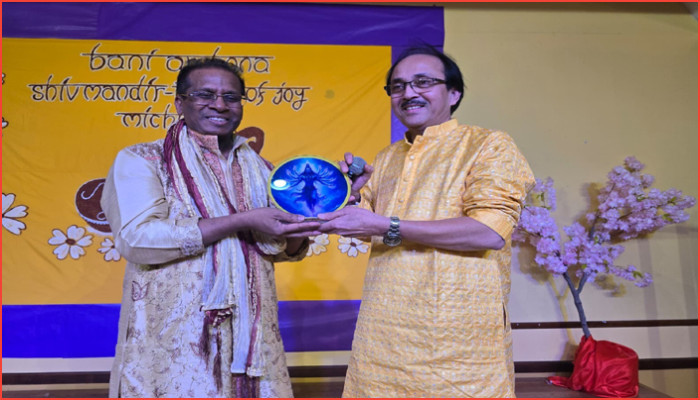 মা সরস্বতী মানবিক ও বিশ্বনাগরিক হওয়ার পথ দেখান : ড. দেবাশীষ মৃধা