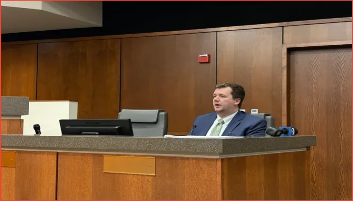 ডেটা সেন্টার স্থাপনে স্থগিতাদেশ জারি করল স্টার্লিং হাইটস