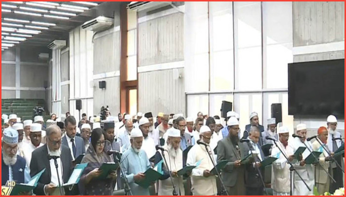 দ্বিধা কাটিয়ে দ্বৈত শপথ নিল জামায়াত জোটের এমপিরা