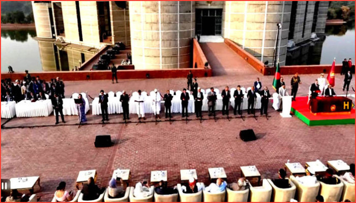 শপথ নিলেন ২৫ মন্ত্রী ও ২৪ প্রতিমন্ত্রী