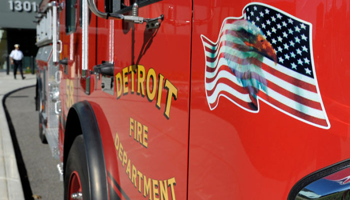 ওয়ারেনের হ্যালমিচ পার্কে গাড়ি বিস্ফোরণ ও আগুনে একজন আহত