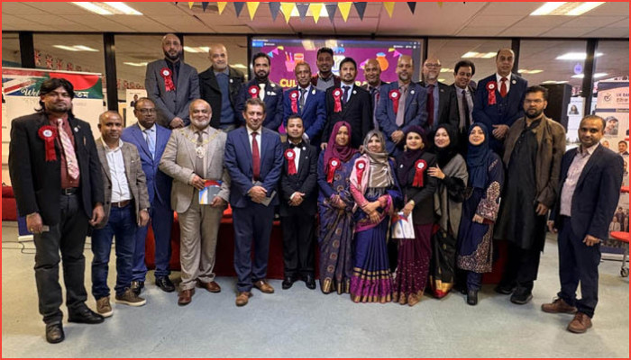 ইউকে বাংলা রিপোর্টার্স ইউনিটির অভিষেক ও অ্যাওয়ার্ড বিতরণ