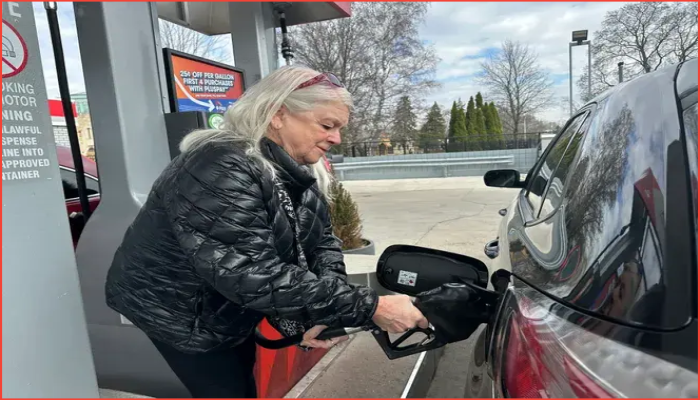 মধ্যপ্রাচ্য সংকটে মিশিগানে জ্বালানির দাম ঊর্ধ্বমুখী