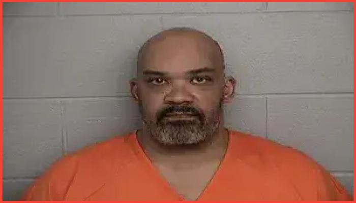 যৌনতাপূর্ণ চ্যাটের অভিযোগে গেইলর্ড কাউন্সিলর গ্রেপ্তার