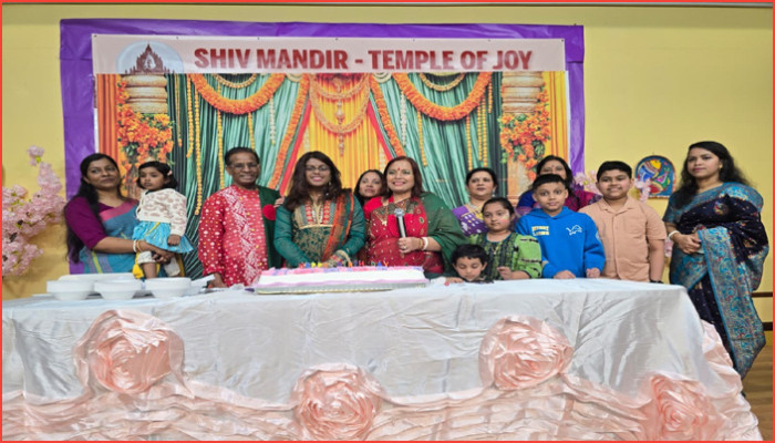 ভক্তিমুখর বাসন্তী পূজা, অমিতা মৃধার জন্মদিন উদযাপন