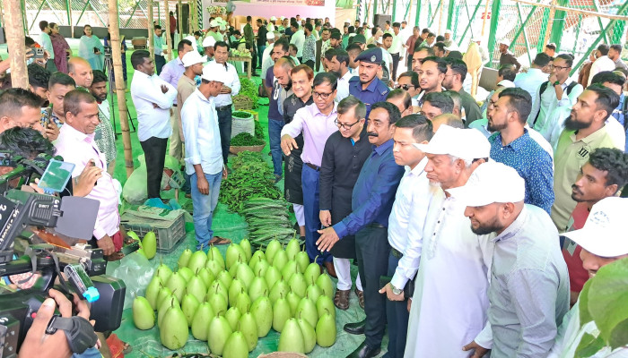 সিলেটে প্রথম ‘কৃষকের হাট’ উদ্বোধন