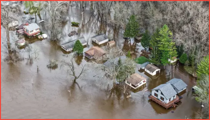 টর্নেডো-বন্যায় নাজেহাল মিশিগান, সহায়তা পেতে তথ্য দাখিলের তাগিদ