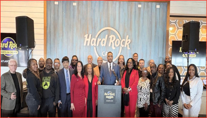 আটলান্টিক সিটি মেয়র মার্টি স্মল সিনিয়রের অভিষেক গালা ৩০ মে