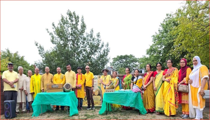 মিশিগানে আম-কাঁঠালের ঘ্রাণে ফিরল বাংলার শৈশব